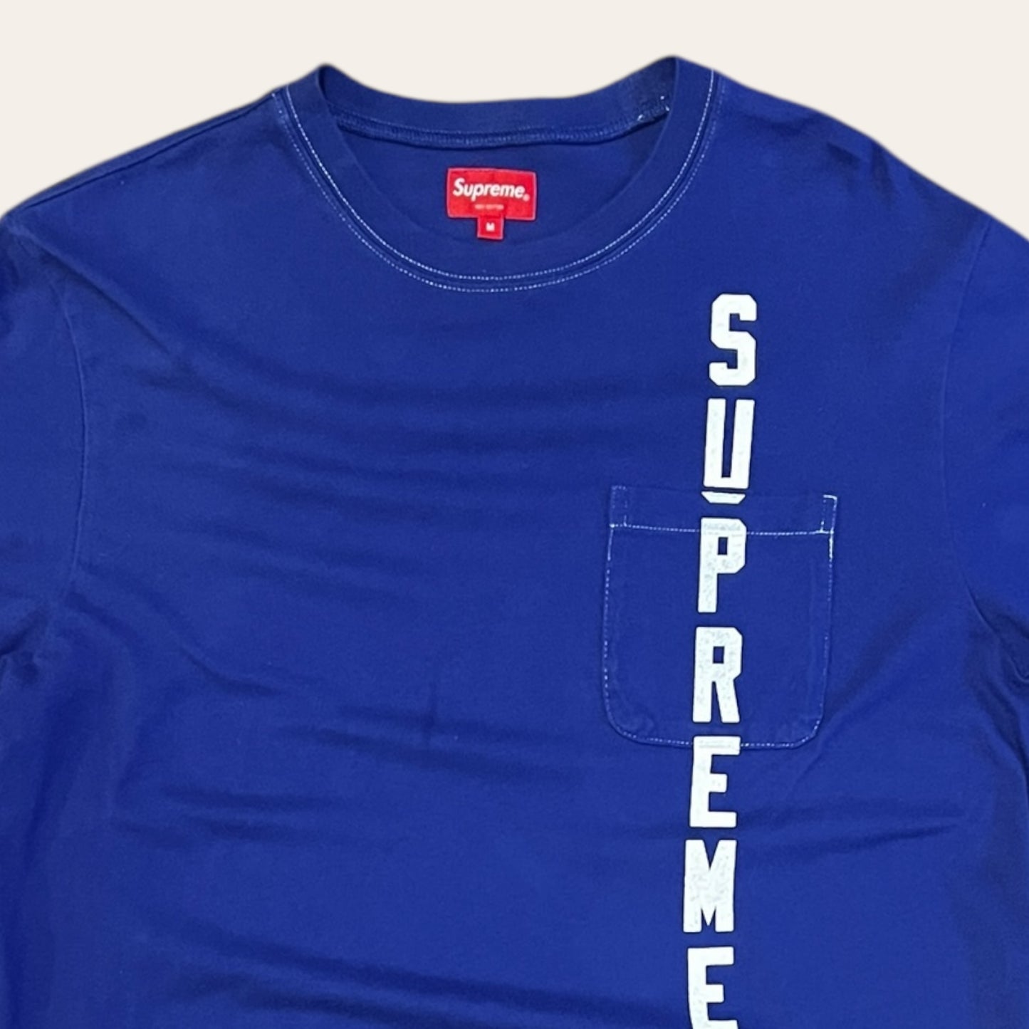 Supreme Vertical Logo Top Size M