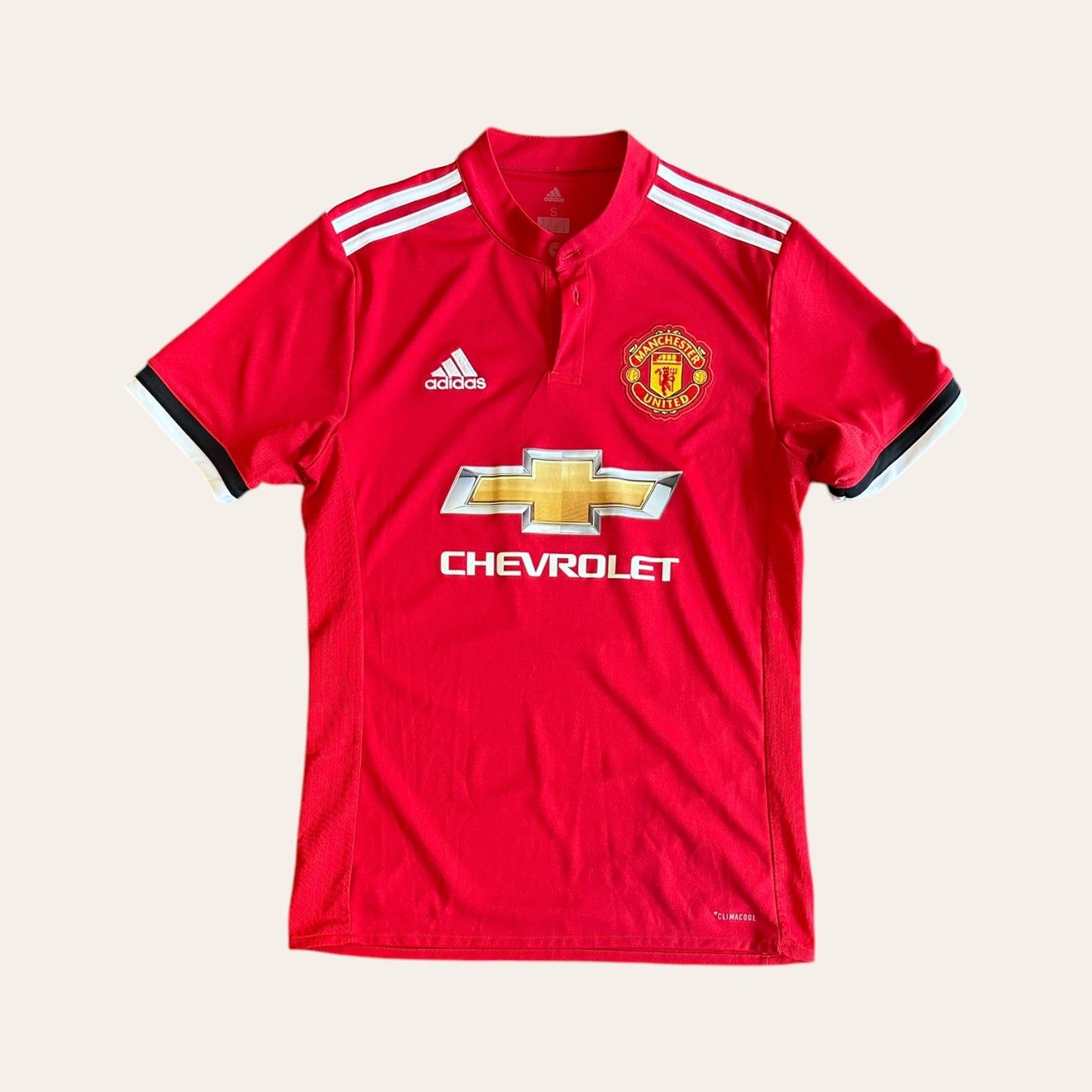 17'/18' Manchester United Home Kit Size S