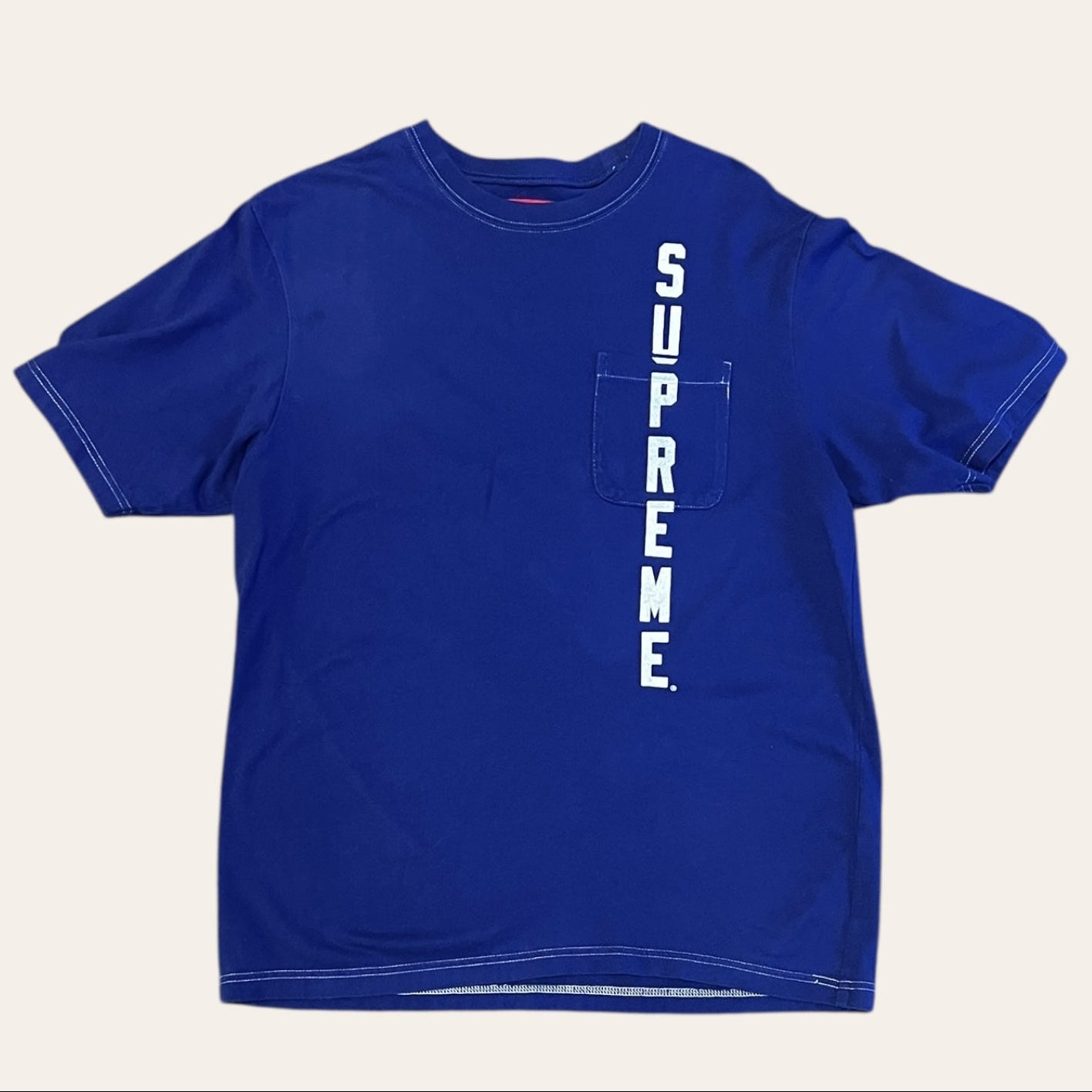 Supreme Vertical Logo Top Size M