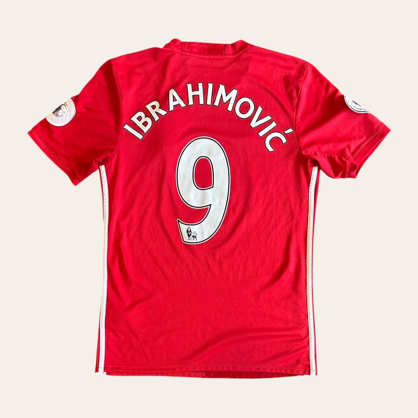 2016 Manchester United Ibrahimovic Kit Size S