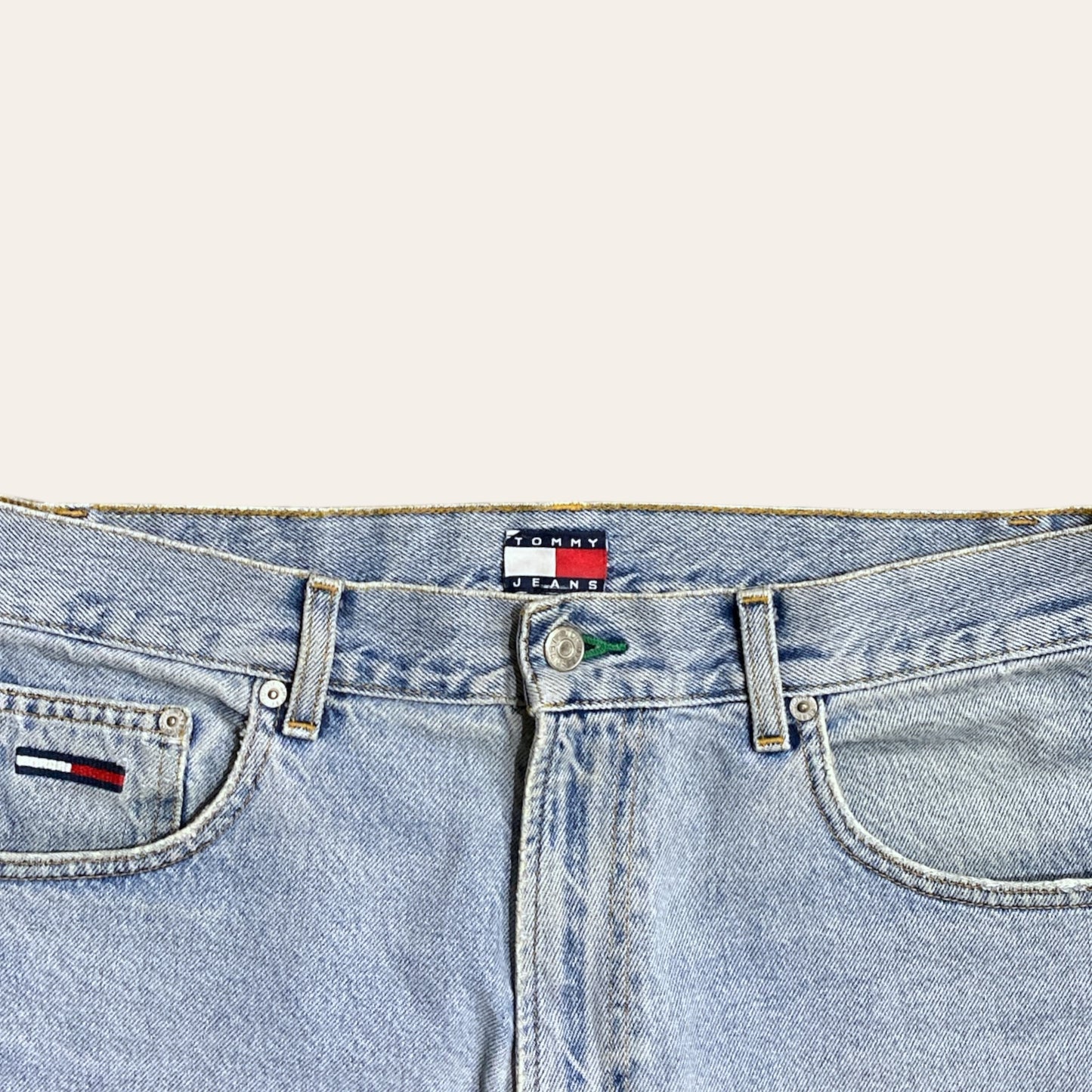 90's Tommy Hilfiger Denim Shorts Size 34