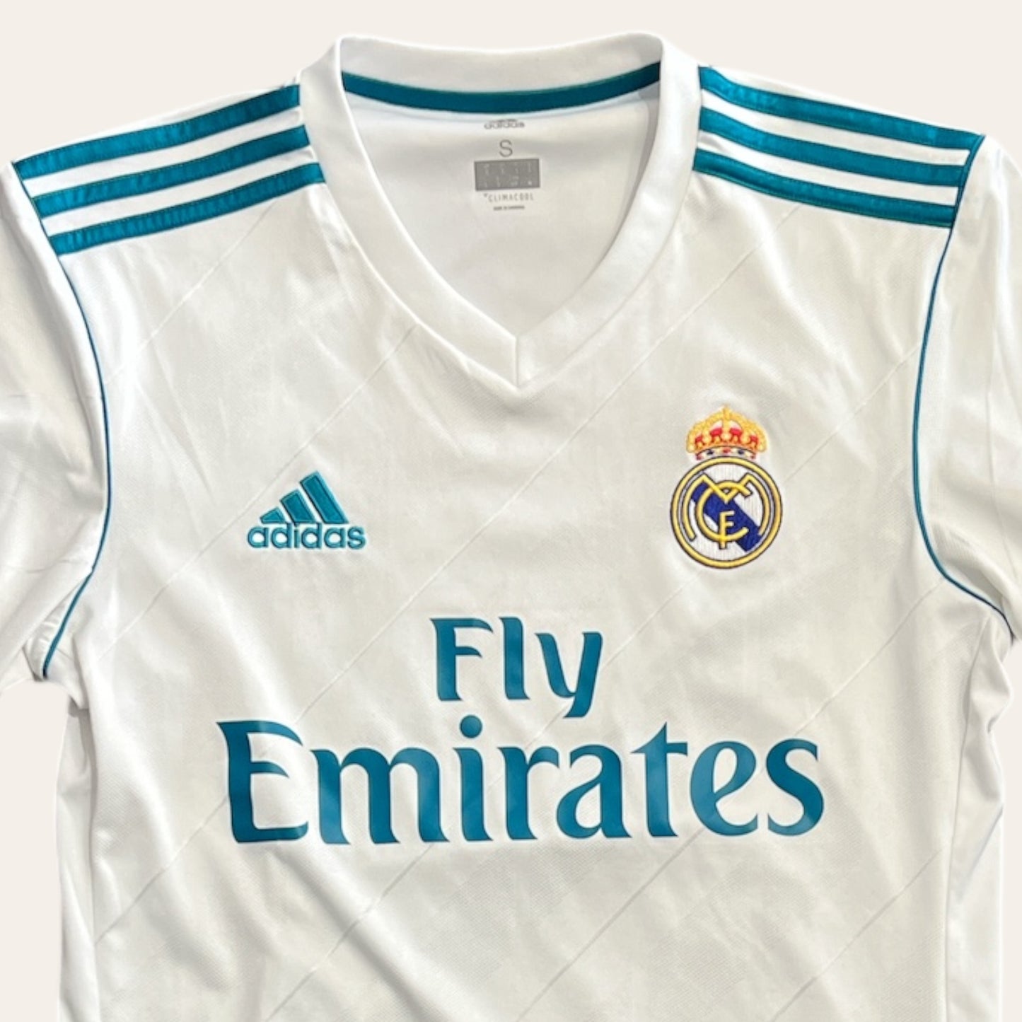 17'/18' Real Madrid Home Kit Size S