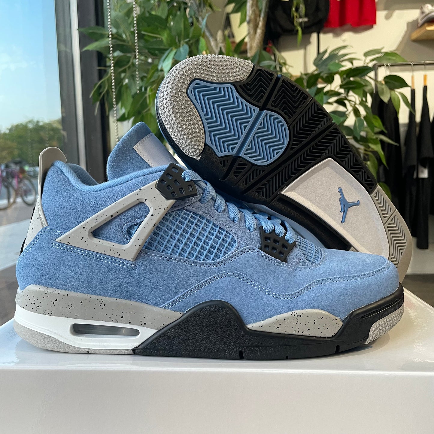 Brand New Air Jordan 4 "University Blue"