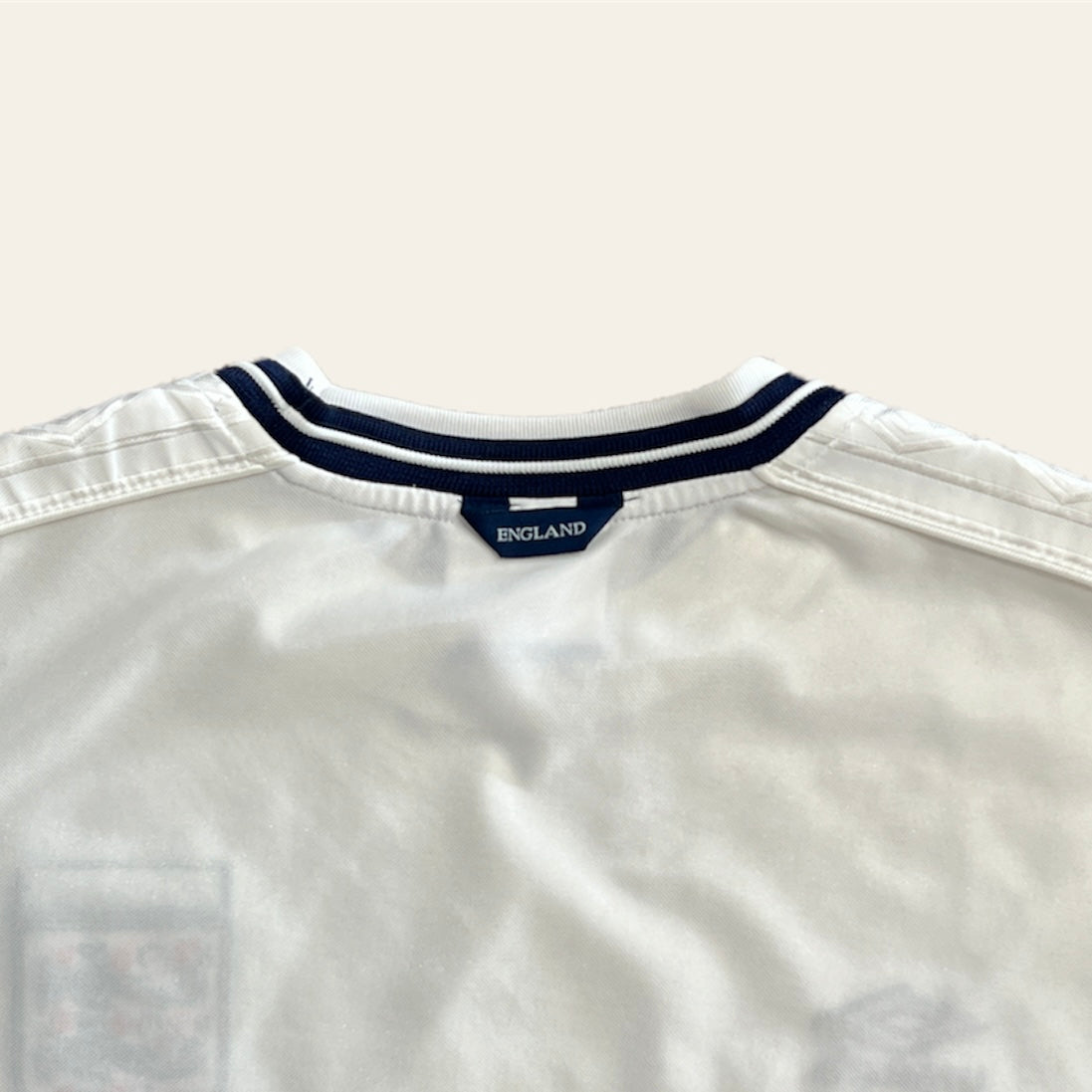 99/01 England Home Kit Size L