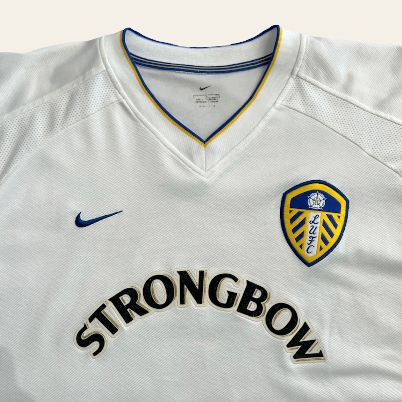 00/01 Leeds United Home Kit Size L