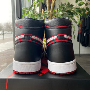 Brand New Air Jordan 1 High "Bloodline" Size 8.5