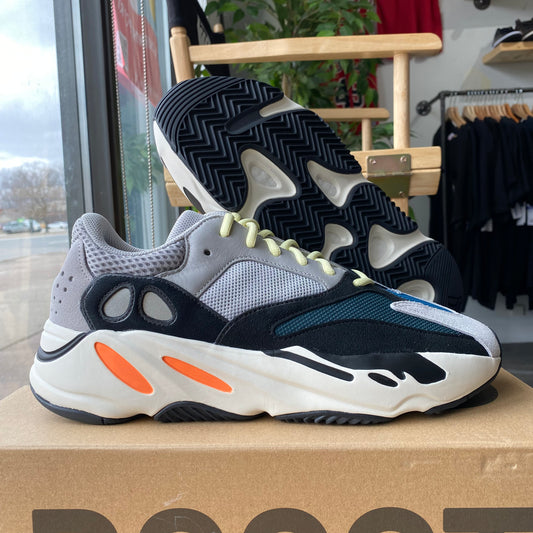 Brand New Yeezy 700 "Wave Runner"